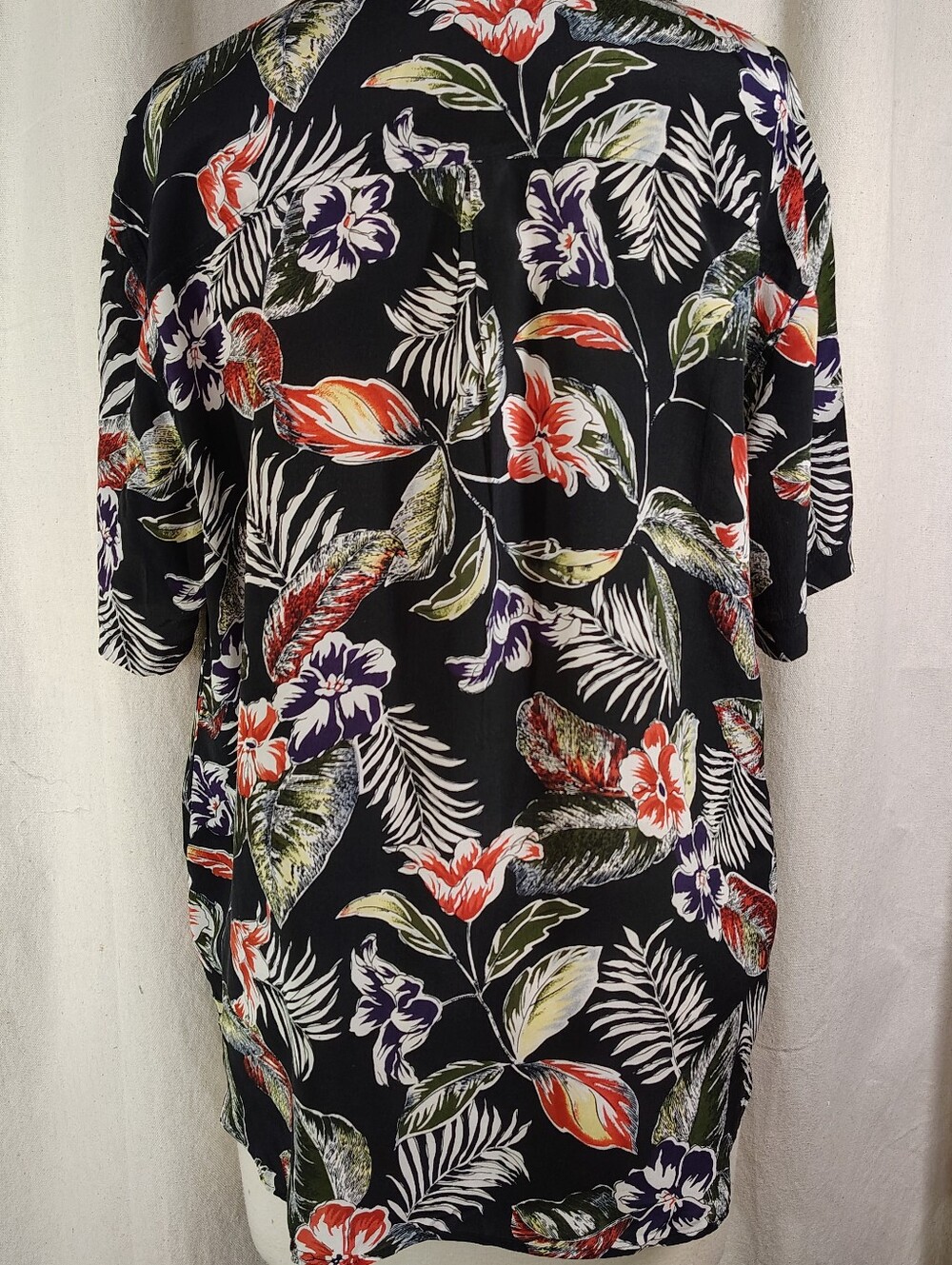 Tropical Floral Black Short Sleeve Shirt